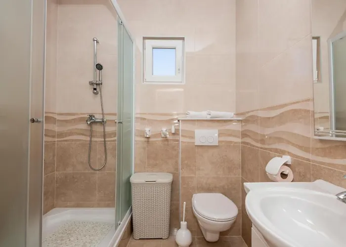 Lovely In With Wifi Apartment Makarska