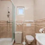Gorgeous In With Wifi Apartment Makarska